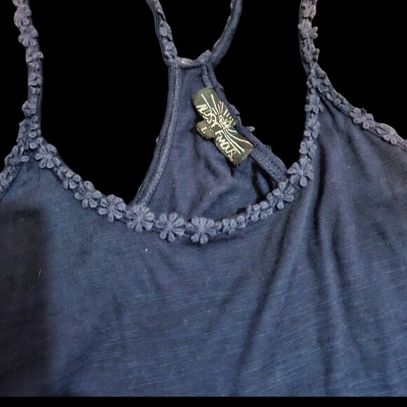 Almost Famous Navy Blue Swing Racerback Tank Top Size Large - Picture 2 of 5